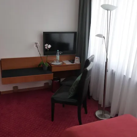 فندق Sechzehn ليفركوزن