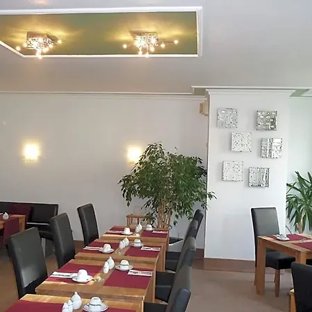 Sechzehn Leverkusen