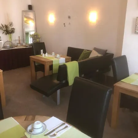 Sechzehn فندق 3*