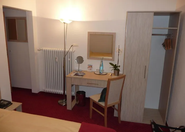 Hotell Sechzehn Leverkusen