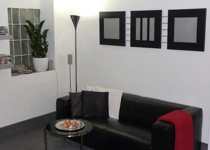 Sechzehn 3* Leverkusen