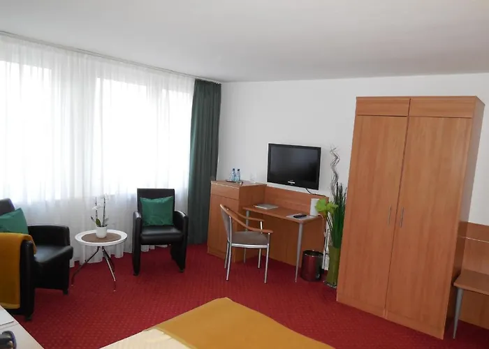 Sechzehn Hotell Leverkusen